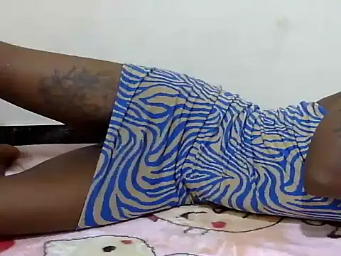Snapshot of Sexy_kienyeji chatting on February 9, 10:32 pm Sexy kienyeji online show from February 9, 10:32 pm