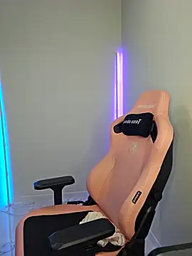 Snapshot of zarina3003 chatting on September 19, 3:02 pm zarina3003 online show from September 19, 3:02 pm