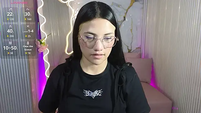 Chiara tay online show from April 1, 7:22 pm