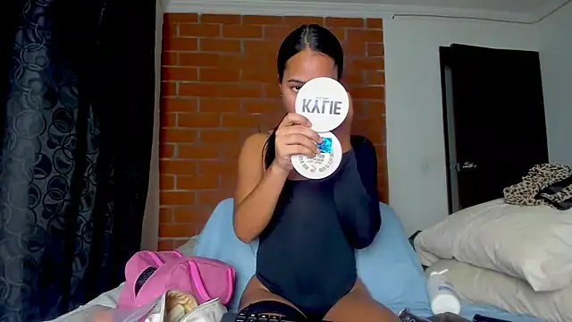 meghanSusexx online show from January 25, 10:07 pm