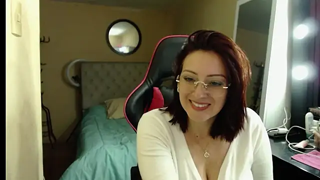 Carol Scottt online show from September 25, 9:18 pm