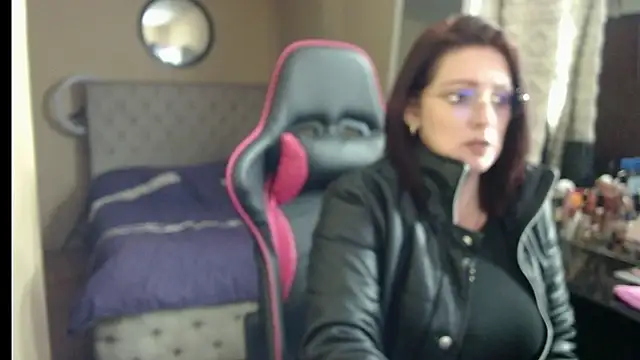 Carol Scottt online show from November 16, 3:12 am