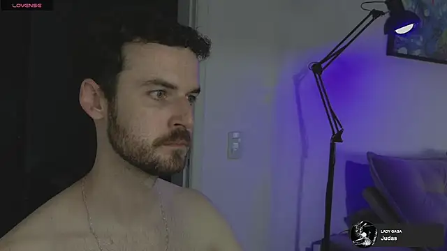 sexxxsutra online show from February 18, 11:33 pm