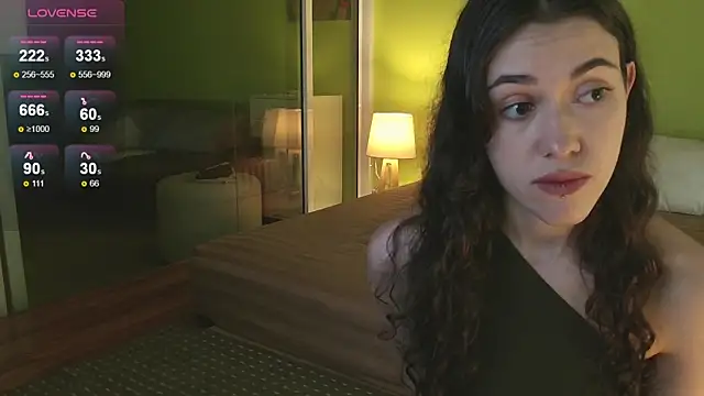 Snapshot of sadetuiningaa chatting on September 21, 1:07 am sadetuiningaa online show from September 21, 1:07 am