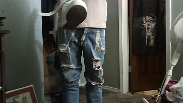 Snapshot of --D-a-D-D-y- chatting on November 26, 5:30 am --D-a-D-D-y- online show from November 26, 5:30 am