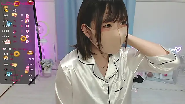 Snapshot of MEI--55 chatting on January 26, 6:07 am MEI--55 online show from January 26, 6:07 am