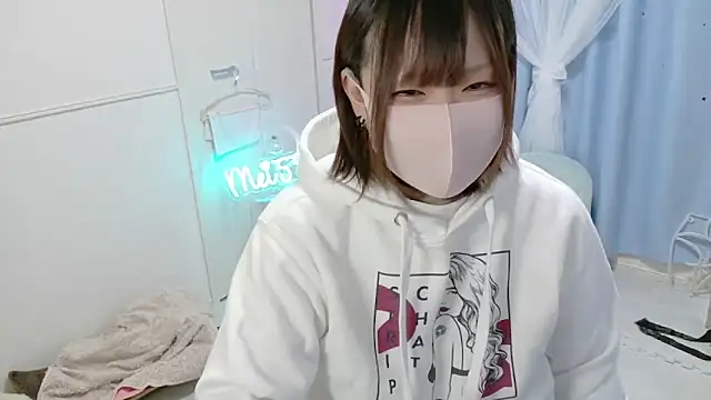 Snapshot of MEI--55 chatting on January 31, 12:07 pm MEI--55 online show from January 31, 12:07 pm