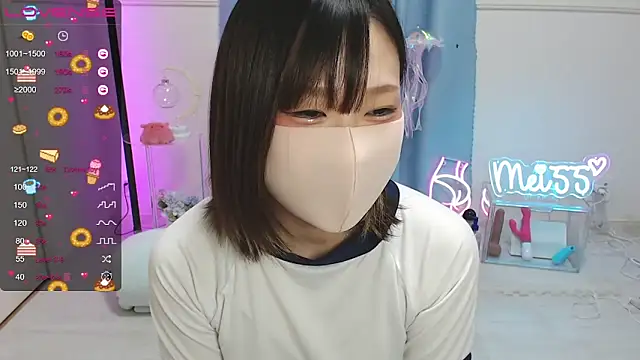 Snapshot of MEI--55 chatting on February 19, 7:06 am MEI--55 online show from February 19, 7:06 am