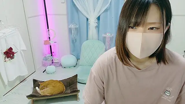 Snapshot of MEI--55 chatting on September 12, 9:09 am MEI--55 online show from September 12, 9:09 am