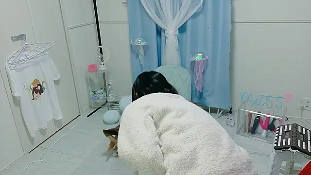 Snapshot of MEI--55 chatting on November 14, 9:08 am MEI--55 online show from November 14, 9:08 am