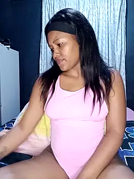 Snapshot of charmainexxx chatting on January 17, 9:50 pm charmainexxx online show from January 17, 9:50 pm