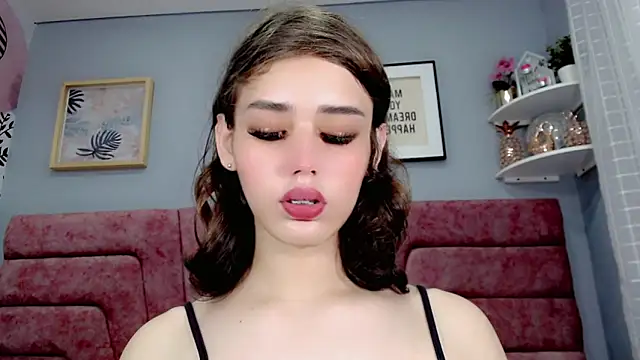 ValeriaAguilar online show from December 5, 4:55 pm