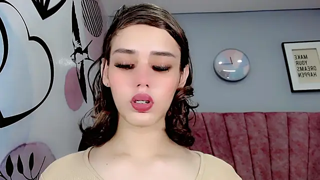 ValeriaAguilar online show from December 7, 5:31 pm