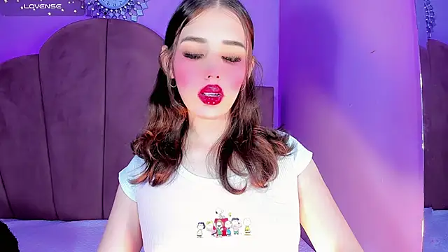 ValeriaAguilar online show from March 9, 10:25 pm