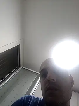 eAndrefHarrf online show from March 4, 10:16 pm