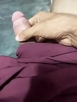 Snapshot of volcanrey chatting on November 17, 2:39 am volcanrey online show from November 17, 2:39 am