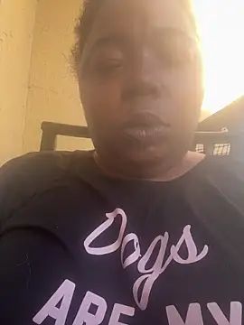 JCCaramelbarbie1 online show from May 11, 1:17 pm