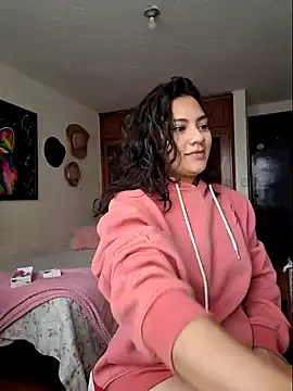 Thaliacooper  online show from December 21, 8:54 pm