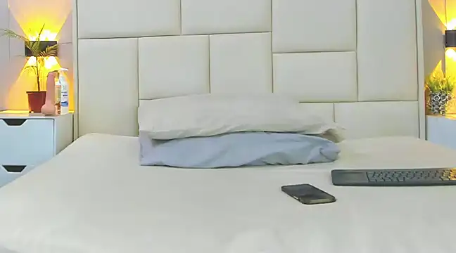 Snapshot of angel_adamx chatting on February 27, 3:04 am angel adamx online show from February 27, 3:04 am