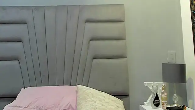 Snapshot of angel_adamx chatting on November 18, 3:34 am angel adamx online show from November 18, 3:34 am