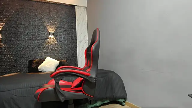 taurus boy1 online show from November 21, 11:42 am