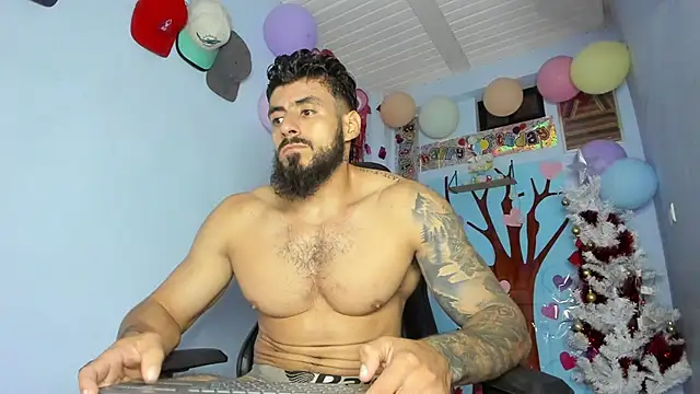 Snapshot of _Poseidon1_ chatting on June 16, 3:09 am Poseidon1 online show from June 16, 3:09 am