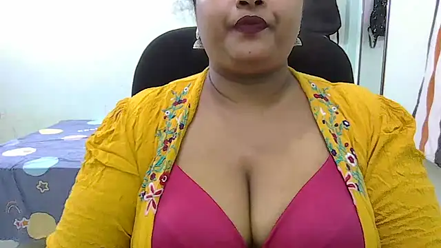 Snapshot of tamil_ureniya chatting on January 1, 4:07 pm tamil ureniya online show from January 1, 4:07 pm