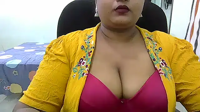 Snapshot of tamil_ureniya chatting on January 1, 7:21 pm tamil ureniya online show from January 1, 7:21 pm