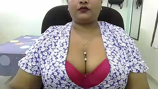 Snapshot of tamil_ureniya chatting on January 16, 7:31 pm tamil ureniya online show from January 16, 7:31 pm