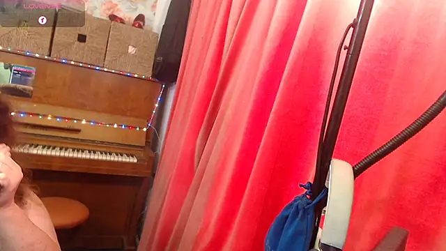 RoseRed69 online show from December 16, 5:45 am