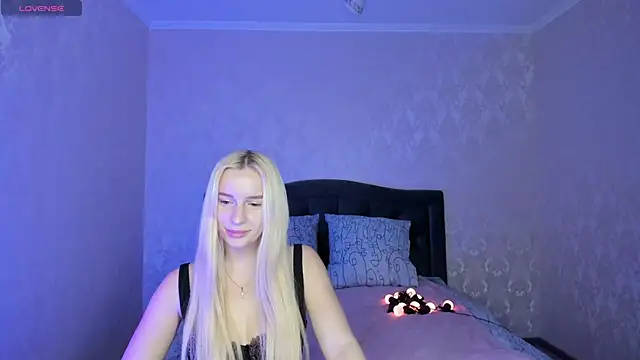 Amanda054 online show from December 23, 8:14 pm