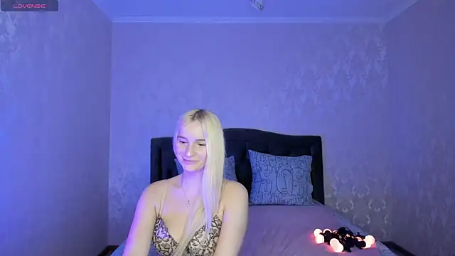 Amanda054 online show from January 14, 8:59 pm