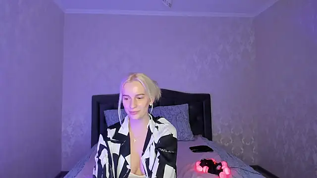 Amanda054 online show from February 27, 9:04 pm