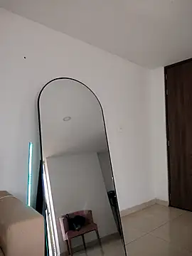 caro sweett online show from February 4, 9:20 pm