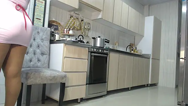 Jadeee  online show from February 11, 9:03 pm