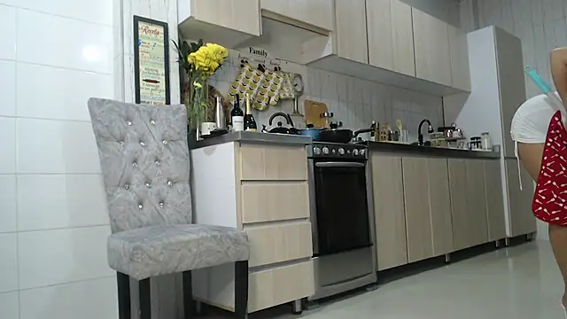 Jadeee  online show from February 14, 12:41 am