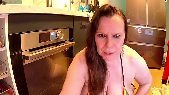 Snapshot of Endrocleia chatting on March 9, 1:56 am Endrocleia online show from March 9, 1:56 am