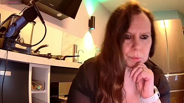 Snapshot of Endrocleia chatting on March 16, 11:25 pm Endrocleia online show from March 16, 11:25 pm