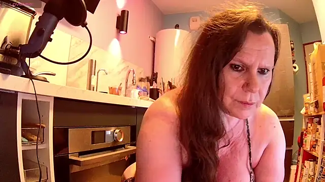 Endrocleia online show from June 1, 11:17 pm