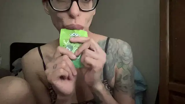 myloveforyouu online show from February 27, 2:06 pm