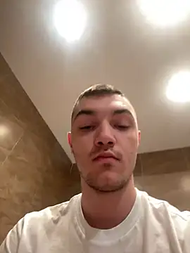 Snapshot of sule_333 chatting on December 30, 9:29 pm sule 333 online show from December 30, 9:29 pm