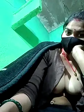 Snapshot of HOTBABITARAJ chatting on January 9, 10:52 am HOTBABITARAJ online show from January 9, 10:52 am