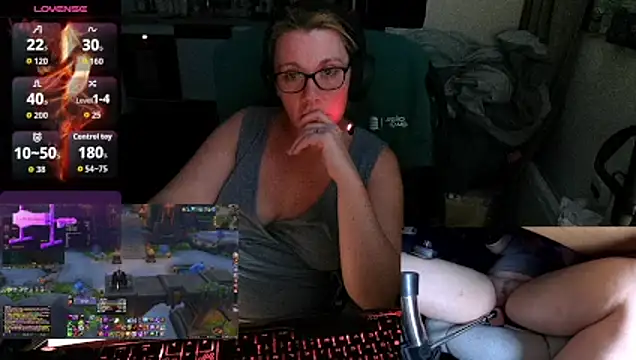 Snapshot of lili-hot-77 chatting on September 11, 7:25 pm lili-hot-77 online show from September 11, 7:25 pm