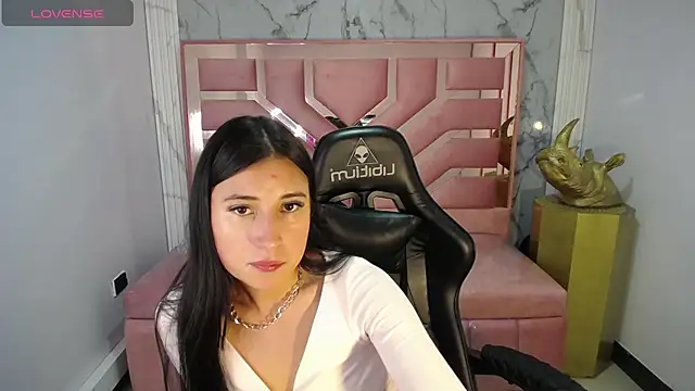 lizzyluk ch online show from January 16, 1:27 am