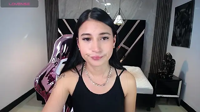 lizzyluk ch online show from February 1, 4:44 pm