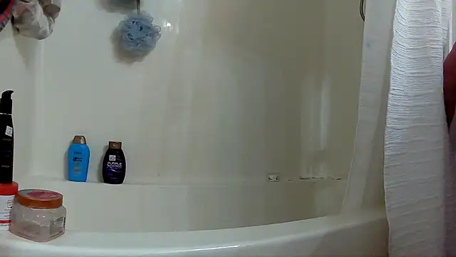 Snapshot of dickparty69@xh chatting on September 18, 6:43 pm dickparty69xh online show from September 18, 6:43 pm