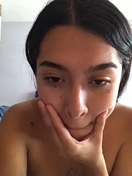 SweetLatiin  online show from February 9, 6:37 pm