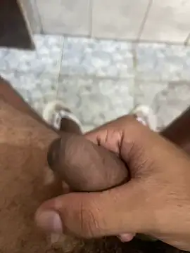 Snapshot of gomespauz chatting on February 21, 1:44 pm gomespauz online show from February 21, 1:44 pm