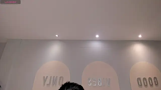 ValeriaRiveraX online show from February 19, 10:23 am