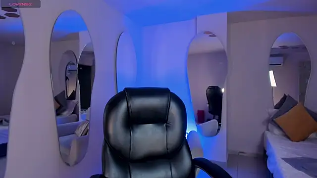 ValeriaRiveraX online show from September 12, 3:50 am